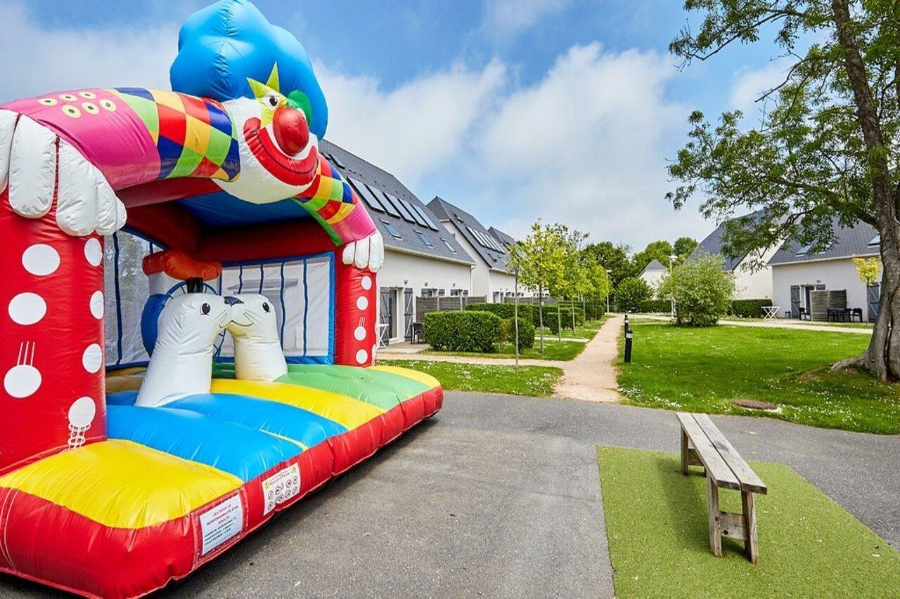 Vacanceole - Le Domaine De La Corniche - Deauville Sud Auberville Ngoại thất bức ảnh